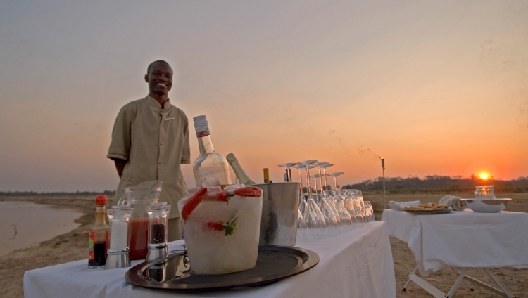 Sanctuary Puku Ridge Camp - Sundowner